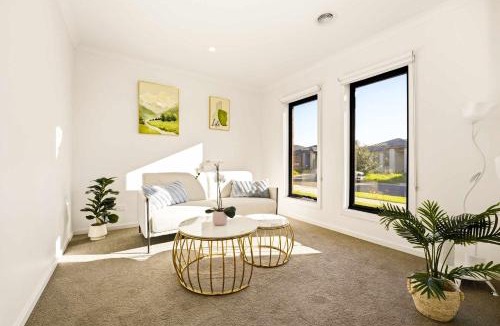 Melton South House | Seednest Stylish & Perfect for Relaxation