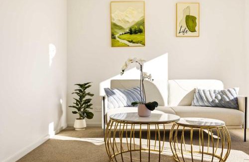 Melton South House | Seednest Stylish & Perfect for Relaxation