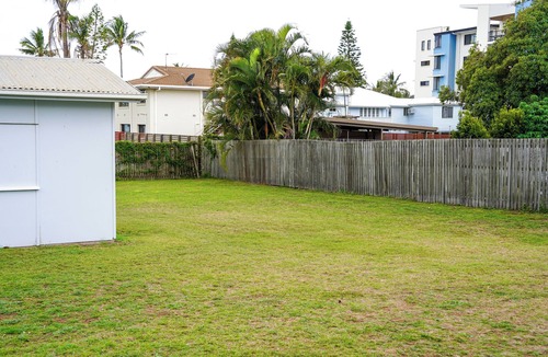 Bargara House | Seeside Cottage Bargara | Beach 100m | Pet-Friendly | Sleeps 6