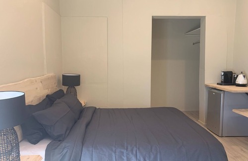 Caulfield North Apartment | Self-contained Guest Suite for 2