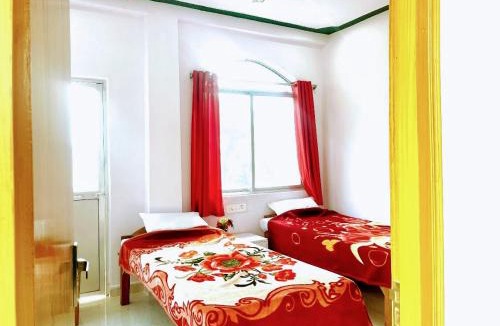 Bodh Gaya House | Senamura Yoga Ashram Guesthouse