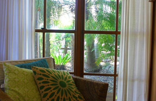 Smiths Lake House | Serendipity on SmithsLake Waterfront Cosy Fireplace Kayaks Pets Amazing Beaches