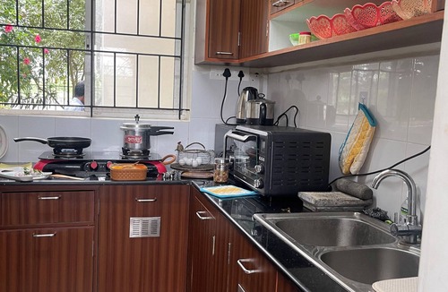 Chengalpattu Villa | Serene 3-bed Villa with AC, WiFi near Mahindra World City