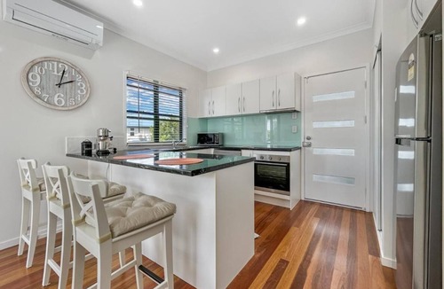 Marcoola House | Serene Beachside Apartment