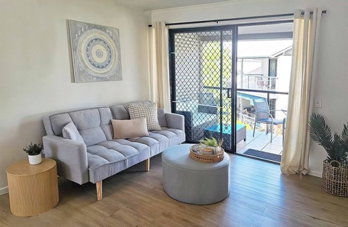 Noosaville Apartment | Serene Escape with Resort Amenities