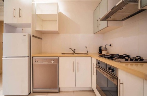 Adelaide Central Business District Apartment | Serene on Grenfell - A Vibrant City Stay