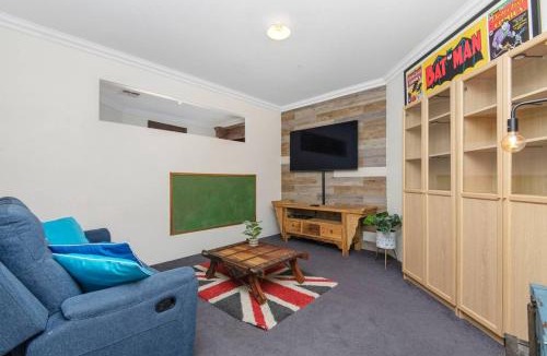 Ashby House | Serenity and Style, Your Ashby Getaway Awaits