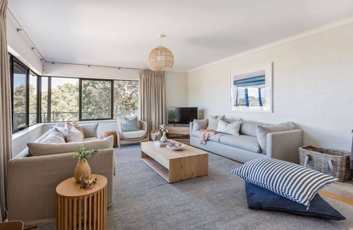 Eagle Bay House | Serenity at Eagle Bay