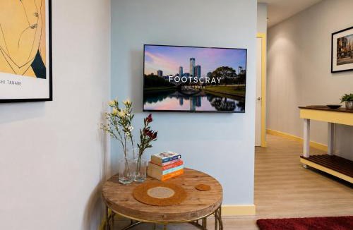 Footscray Apartment | Serenity Cloud Apartment in Vibrant Footscray