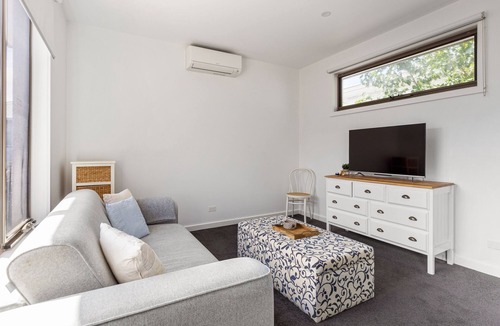 Safety Beach House | Serenity Just Steps to the Beach