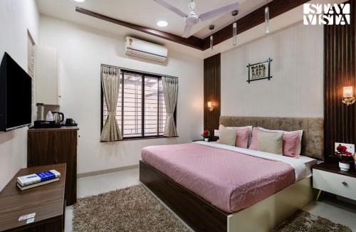 Nashik Villa | Serenity Meadows with Pool by VEO - Part of StayVista