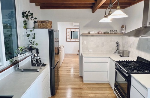 North Beach House | Seriously Amazing Beachside Local - Luxe 4x2 home