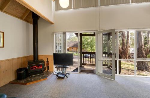 Sawmill Settlement House | Settle @ Sawmill