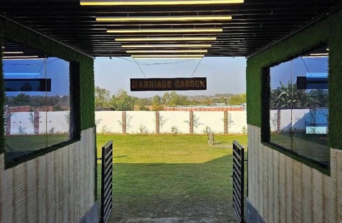 Dhanbad Hotel | Shaan-E-Punjab Nirsa