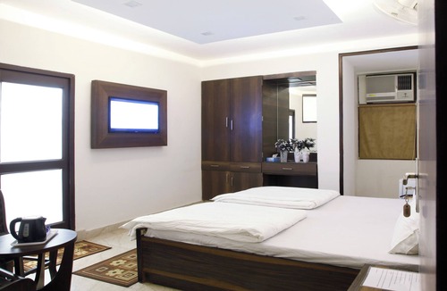 Panipat Hotel | Shagun Residency
