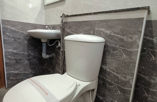 Pollachi Hotel | Shantham Service Apartments, Kinathukadavu