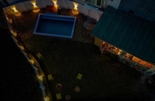 Tapovan Hostel | Shanti Hostel and Garden Cafe