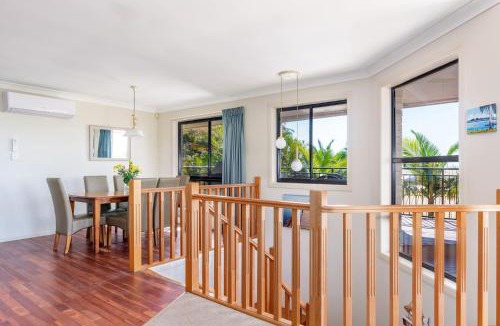 Rainbow Beach Apartment | Sharon Lee 2 - Rainbow Beach