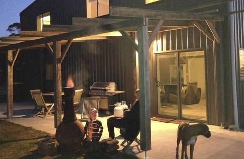 Manchester Square Other | Shed 85 - peace and privacy - pet friendly