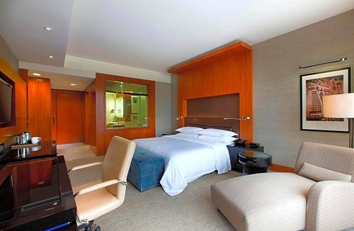 Rajajinagar Hotel | Sheraton Grand Bangalore Hotel at Brigade Gateway