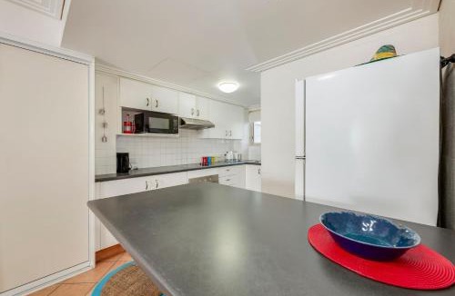 Bargara Apartment | Shoreline Apartments - Unit 9a