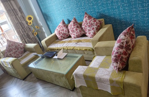 Saket Apartment | Short Stay Service Apartment In Saket