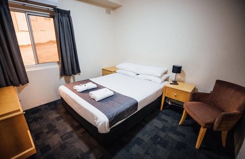 Shortland Hotel | Shortland Budget Accommodation