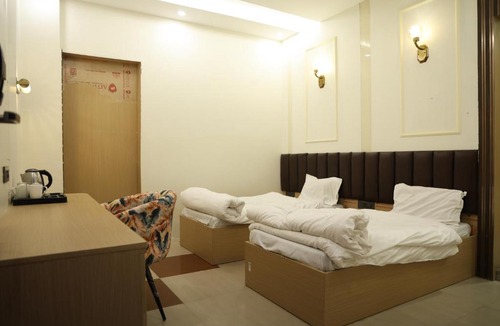 Sakrai Hotel | Shree Krishna Hotel & Restraunt