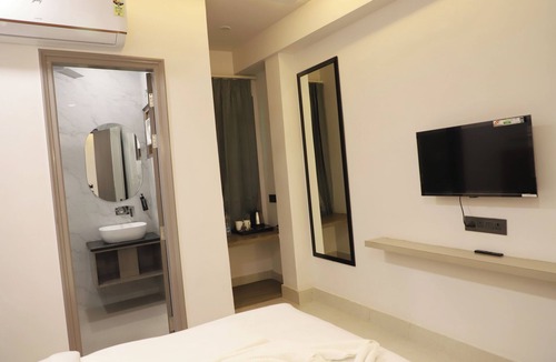 Sirsa Hotel | Shreeja Central