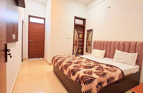 Mathura House | Shri Krishna Palace