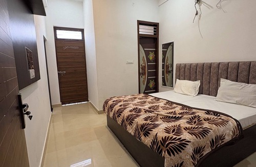 Mathura House | Shri Krishna Palace