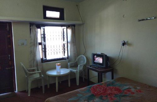 Kausani House | Shubham Home Stay