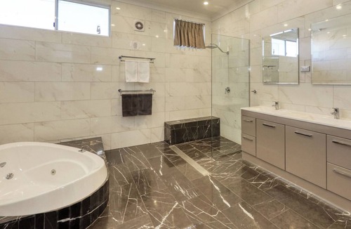 Broken Hill Hotel | Silver Haven Motor Inn