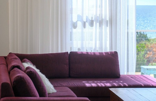 Bicheno House | Silver Hill - Freycinet Holiday Houses