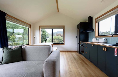 Sisters Beach House | Sisters Beach Hideaway - A Coastal Escape