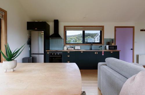 Sisters Beach House | Sisters Beach Hideaway - A Coastal Escape