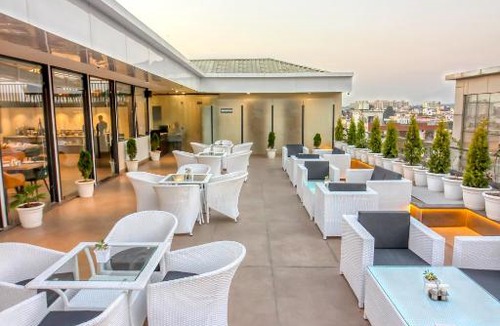Dehradun Hotel | SJ PARADISE