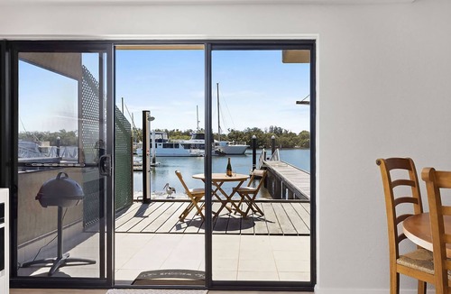 Lemon Tree Passage House | Skippers Landing- On the water with private jetty