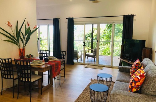 Rocky Point House | Sky: rainforest and ocean views with jacuzzi