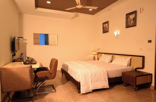 Tambaram Hotel | SKY RESIDENCY