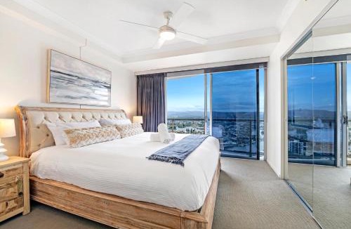 Surfers Paradise Apartment | Skyline North Chevron Renaissance