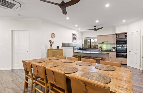 Djugun House | Sleeping Buddha Retreat