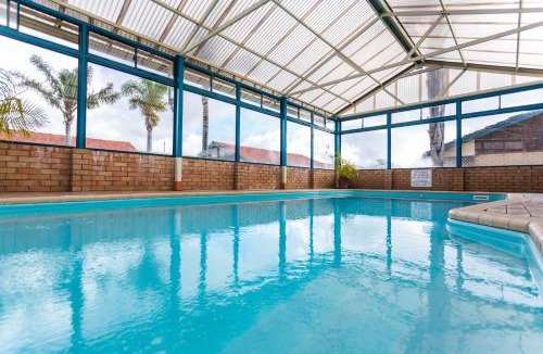 Mount Melville Hotel | Sleepwell Motel
