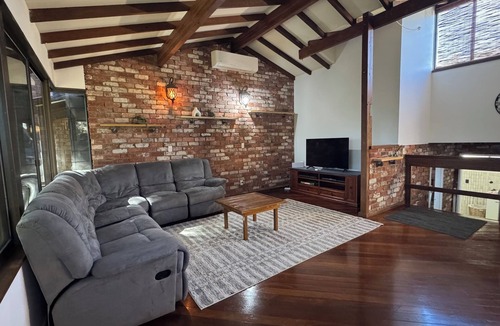 Bouvard House | Sleepy Hollow, Bouvard WA