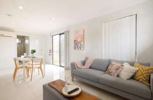 Rocklea Apartment | Smart Suites Self Check-in Apartments - Darnley St