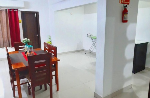 Shanthala Nagar House | SmartStay Long Stay Rooms in Luxury Apt - M G Road area