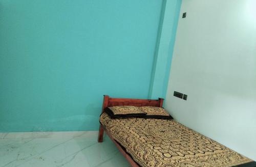 Kuzhithurai Cabin | SMN Lodge