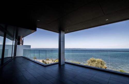 Somers House | Somers Sanctuary - Clifftop Luxury with Pool & Sauna