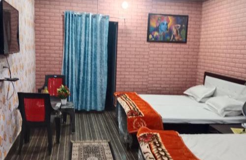 Vrindavan Hotel | Somnath residency radhe nikunj
