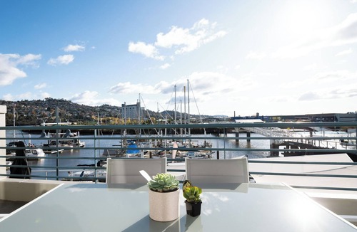 Invermay Apartment | Sophistication on Seaport: River & Marina Views